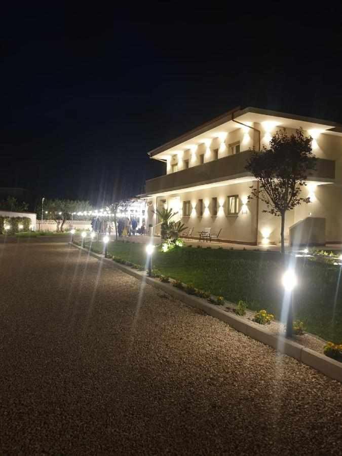 Villa Zefiro Suites & Events Battipaglia Ruang foto
